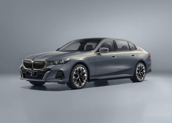 BMW 530i: A Comprehensive Review of Features, Performance, and Reliability