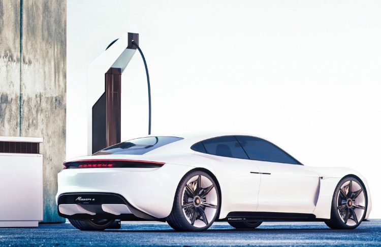 How to charge an electric car at home or at a charging station