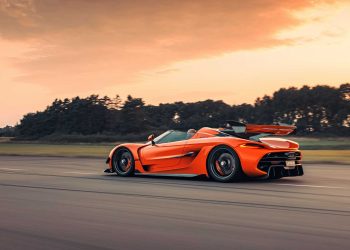 Koenigsegg: Unleashing the Power of Acceleration with Five Key Advantages