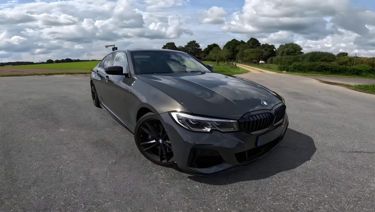 Overall comparison: BMW 328 and BMW 330