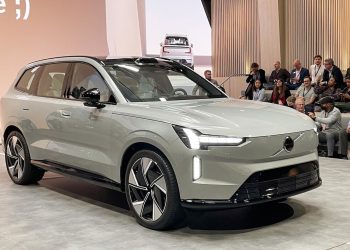 The Volvo XC90 Reimagined: A Decade’s Evolution Culminates in Elegance and Efficiency