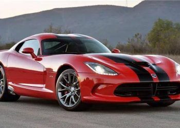 What Made the Dodge Viper an Icon in American Performance Cars?