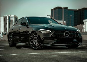 How Did Mercedes-Benz Become One of the World’s Leading Luxury Automobile Brands?