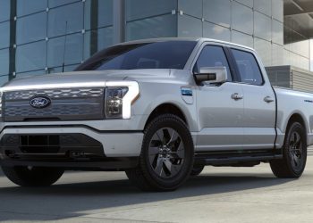 What Are the Pros and Cons of the Ford F-150 Electric?