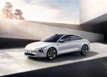 Which Car Brands Are Most Likely to Lead the Electrification Trend in 2025?