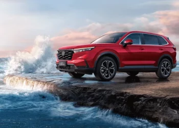 The New Generation Honda CR-V: Will Its Design and Performance Improvements Allow It to Capture a Larger Market Share?