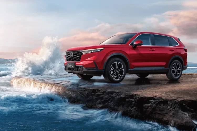 The New Generation Honda CR-V: Will Its Design and Performance Improvements Allow It to Capture a Larger Market Share?