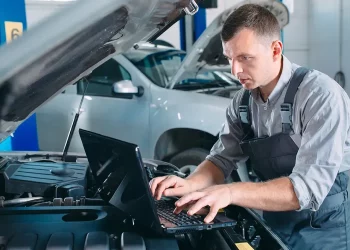 Are OTA Upgrades in 2025 Cars Making Mechanics Obsolete?