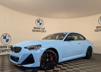 Can the 2025 BMW i5 Finally Close the Gap with Tesla in Luxury EVs?