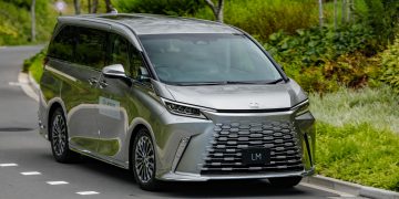 Can the 2025 Lexus LM Challenge the Mercedes-Maybach in VIP Van Luxury?